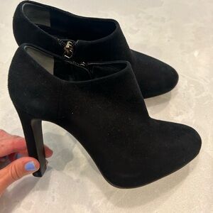 Tory Burch Suede Leather Heel Booties